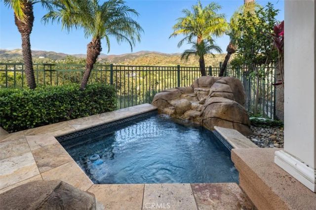 6 Beaconsfield, Trabuco Canyon, CA 92679