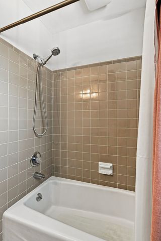 1939 Pinehurst Dr, Nashville, TN 37216