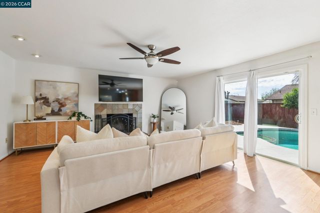 21 Mcclarren Ct, Brentwood, CA 94513