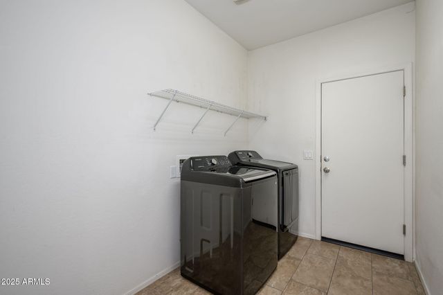 40262 W Molly Lane, Maricopa, AZ 85138