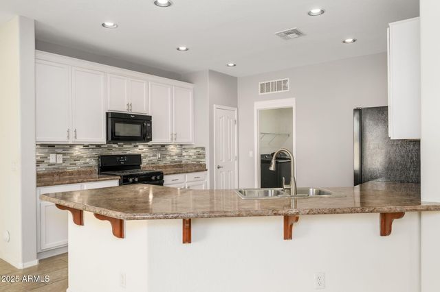 40262 W Molly Lane, Maricopa, AZ 85138