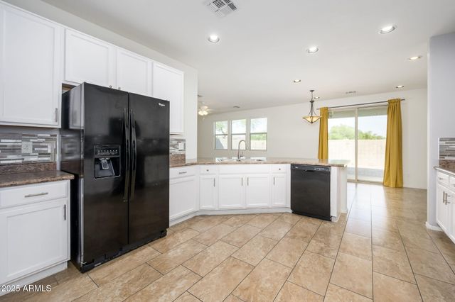 40262 W Molly Lane, Maricopa, AZ 85138