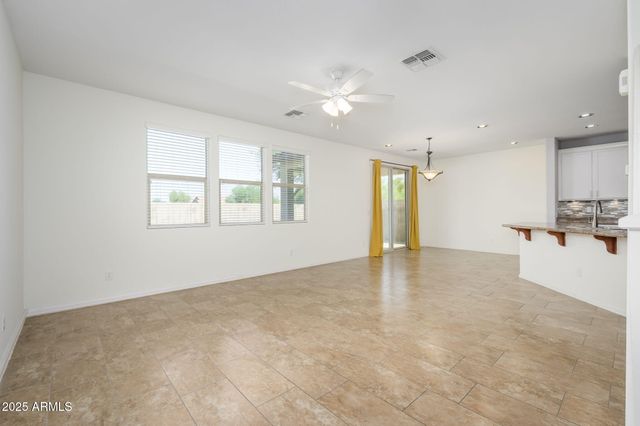 40262 W Molly Lane, Maricopa, AZ 85138