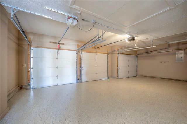 526 S Center Street, Gardner, KS 66030