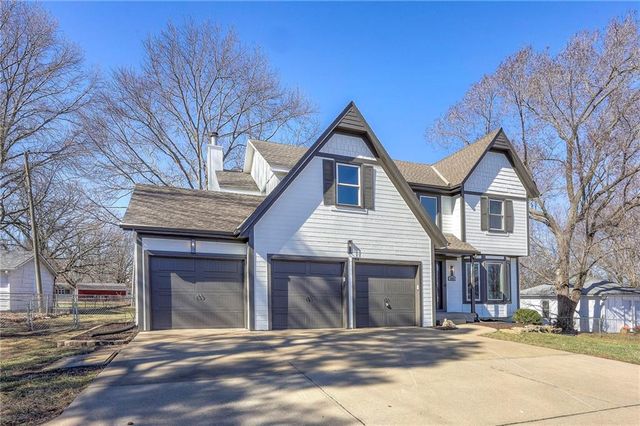 526 S Center Street, Gardner, KS 66030