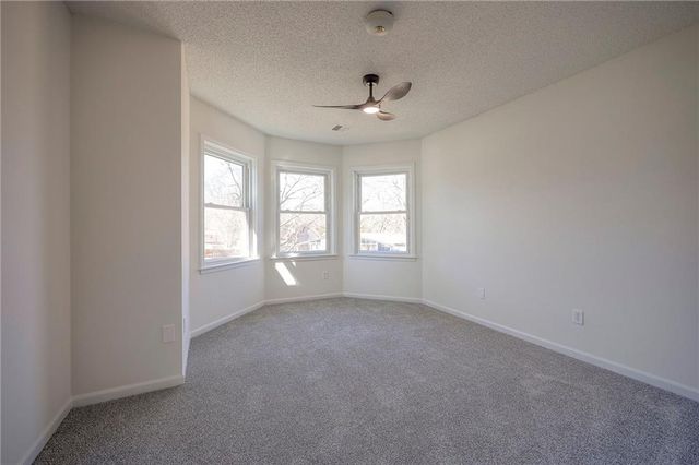 526 S Center Street, Gardner, KS 66030