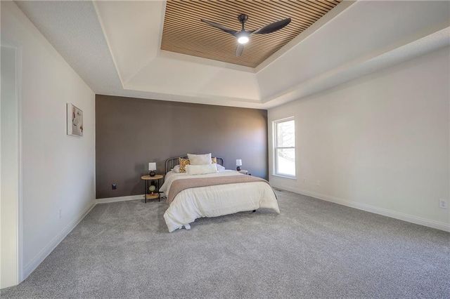 526 S Center Street, Gardner, KS 66030