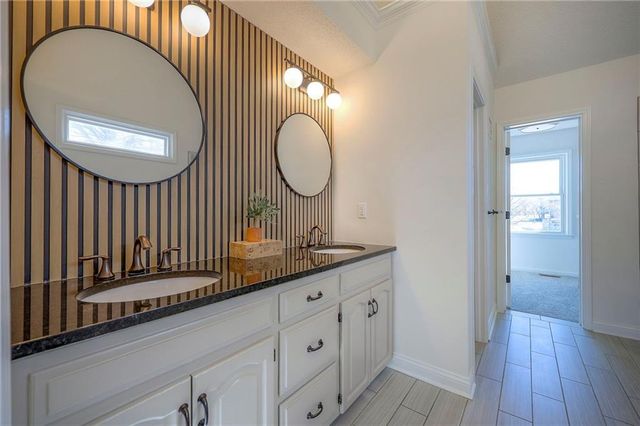 526 S Center Street, Gardner, KS 66030