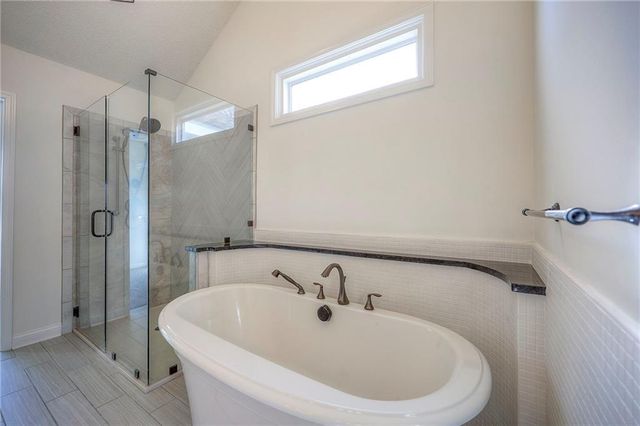 526 S Center Street, Gardner, KS 66030