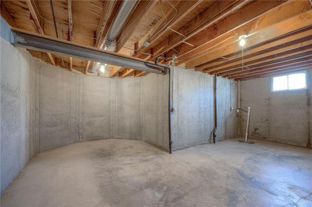 526 S Center Street, Gardner, KS 66030