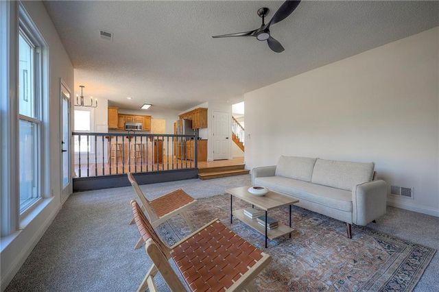 526 S Center Street, Gardner, KS 66030