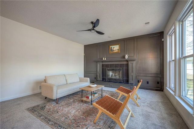 526 S Center Street, Gardner, KS 66030