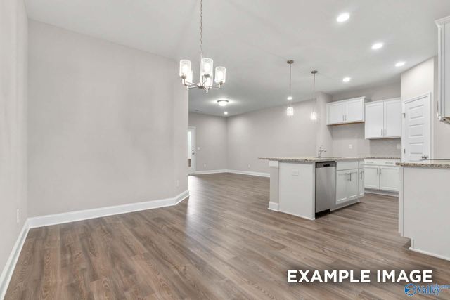 410 Clyde Lane, Hartselle, AL 35640