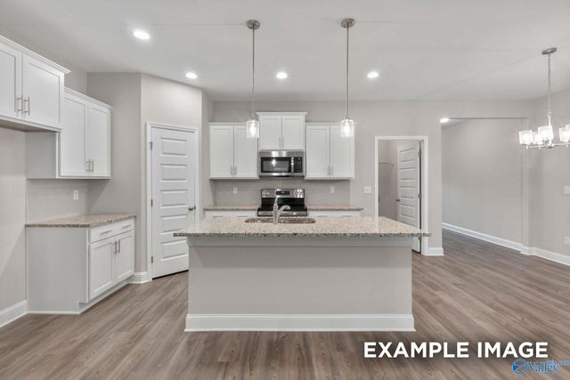 410 Clyde Lane, Hartselle, AL 35640