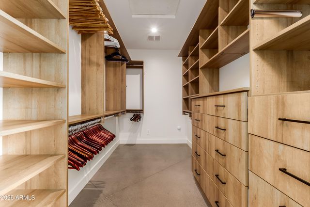 4905 E WHITE GATES Drive, Phoenix, AZ 85018