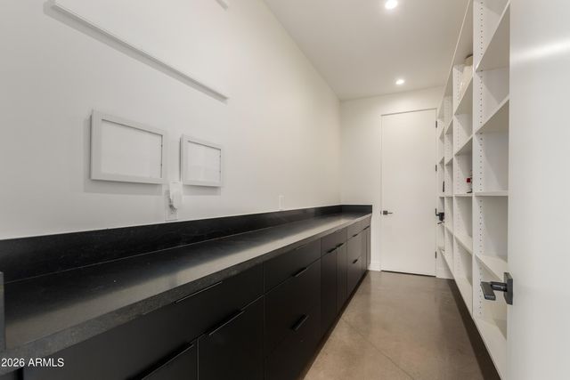 4905 E WHITE GATES Drive, Phoenix, AZ 85018