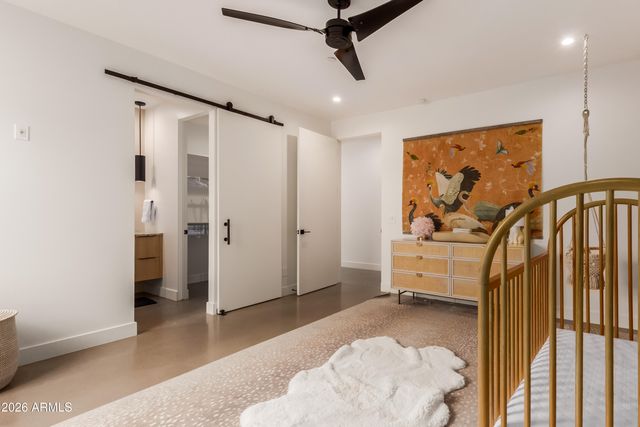 4905 E WHITE GATES Drive, Phoenix, AZ 85018