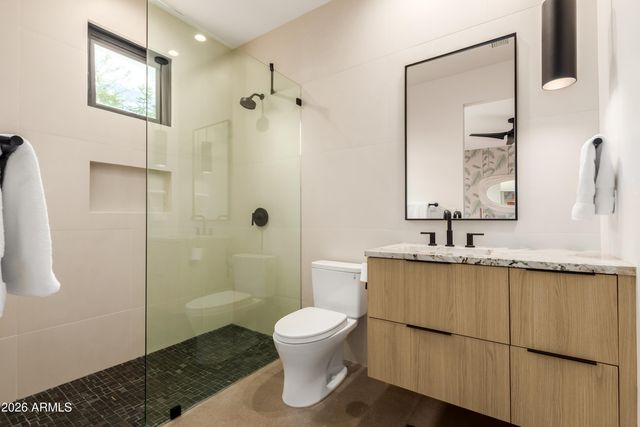 4905 E WHITE GATES Drive, Phoenix, AZ 85018