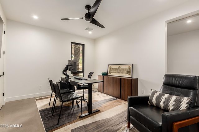 4905 E WHITE GATES Drive, Phoenix, AZ 85018