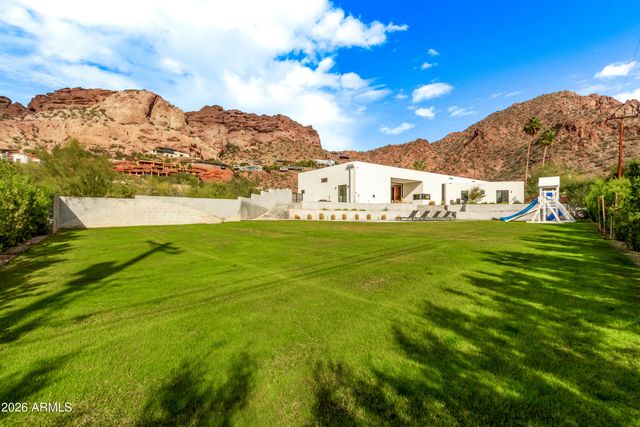 4905 E WHITE GATES Drive, Phoenix, AZ 85018