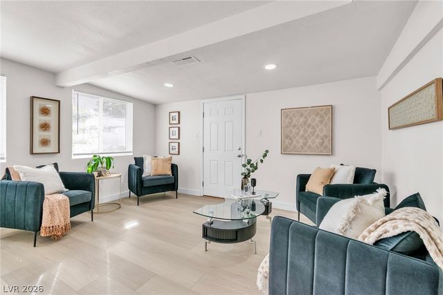 1506 East Saint Louis Avenue, Las Vegas, NV 89104