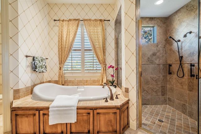 13327 CARNOUSTIE CIRCLE, Dade City, FL 33525