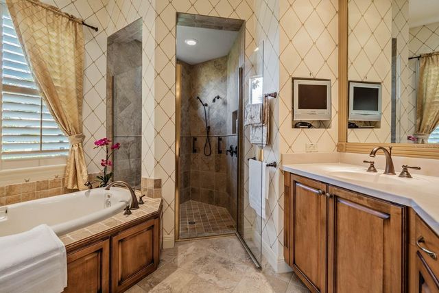 13327 CARNOUSTIE CIRCLE, Dade City, FL 33525