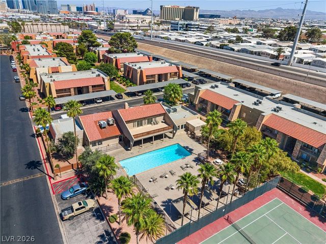 4450 Sandy River Drive 88, Las Vegas, NV 89103