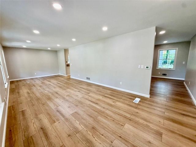 701 Brookline Drive SE, Marietta, GA 30067