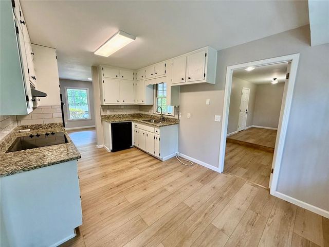 701 Brookline Drive SE, Marietta, GA 30067