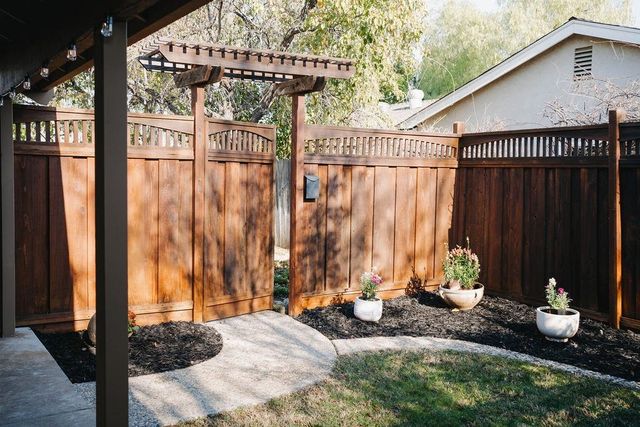 460 Clearwood Dr, Oakley, CA 94561