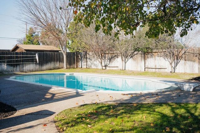 460 Clearwood Dr, Oakley, CA 94561