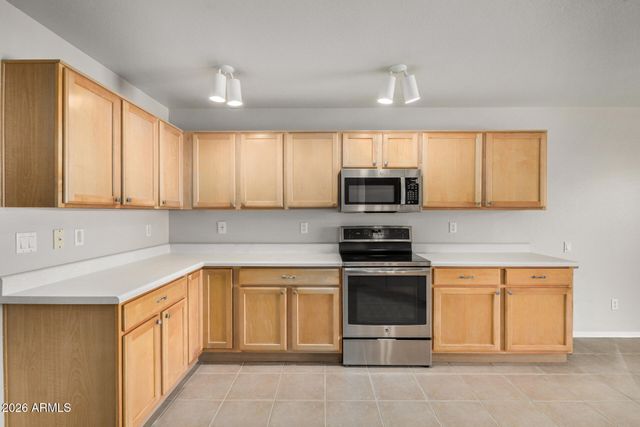 13018 W MONTEREY Way, Avondale, AZ 85392