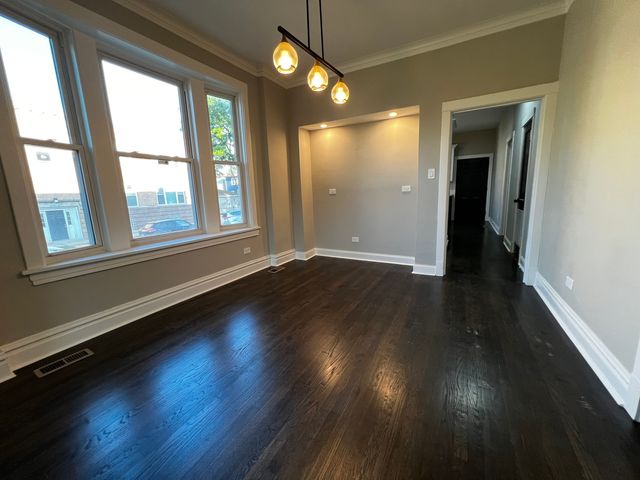 4956 W Erie Street 2, Chicago, IL 60644