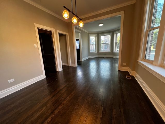 4956 W Erie Street 2, Chicago, IL 60644