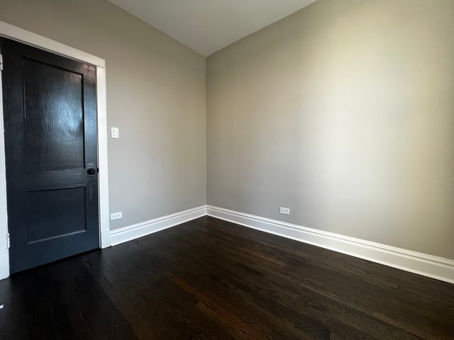 4956 W Erie Street 2, Chicago, IL 60644