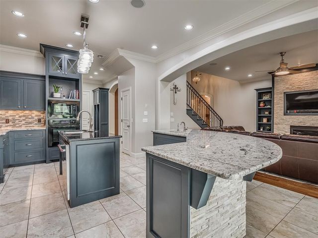 1144 Canteberry Drive, Yukon, OK 73099