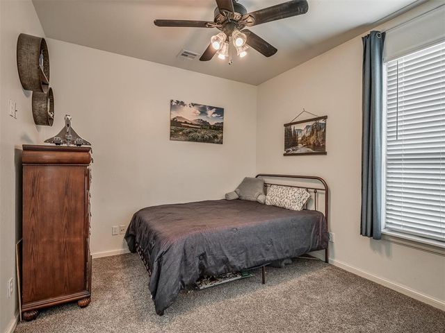 1144 Canteberry Drive, Yukon, OK 73099