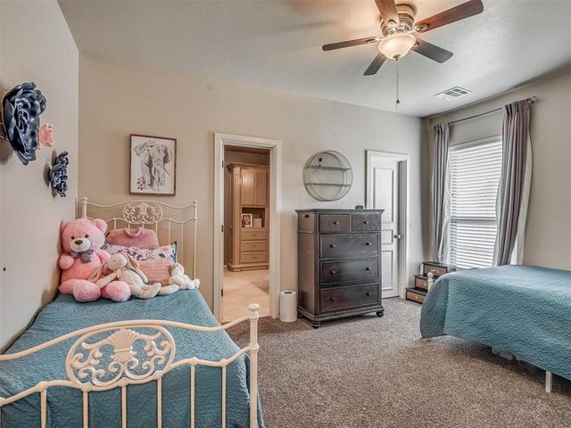 1144 Canteberry Drive, Yukon, OK 73099