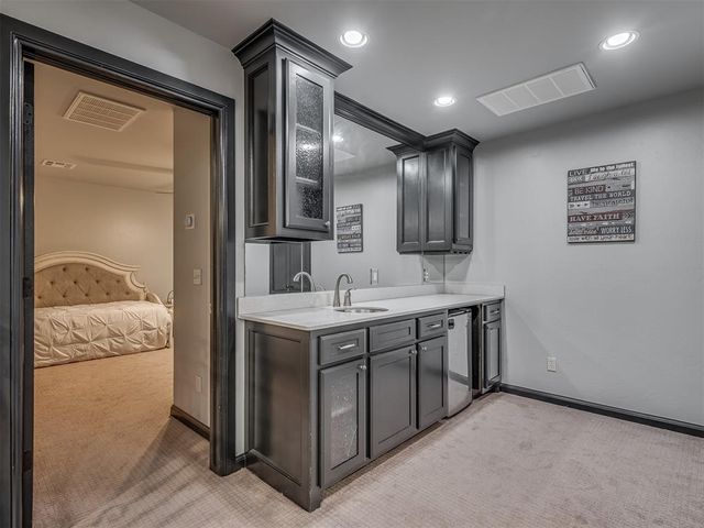 1144 Canteberry Drive, Yukon, OK 73099