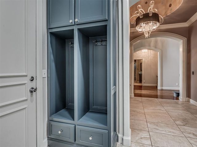 1144 Canteberry Drive, Yukon, OK 73099