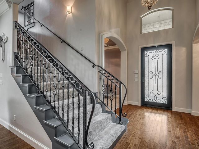 1144 Canteberry Drive, Yukon, OK 73099