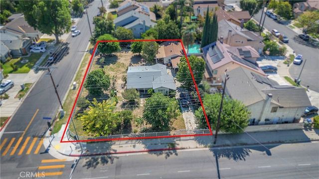 19504 Saticoy, Reseda, CA 91335