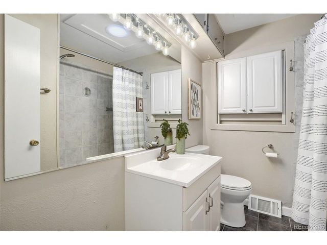 9920 W 54th Ave, Arvada, CO 80002