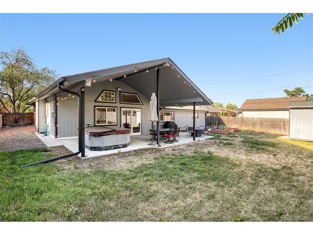 9920 W 54th Ave, Arvada, CO 80002