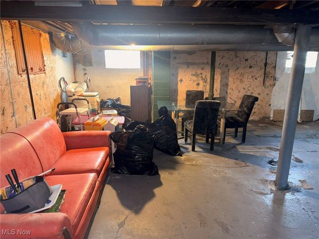 13206 Christine Avenue, Garfield Heights, OH 44105