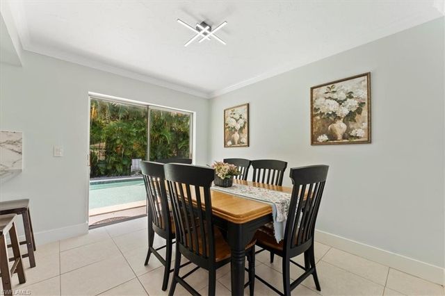 2250 Poinciana ST, Naples, FL 34105