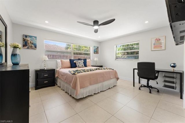 2250 Poinciana ST, Naples, FL 34105