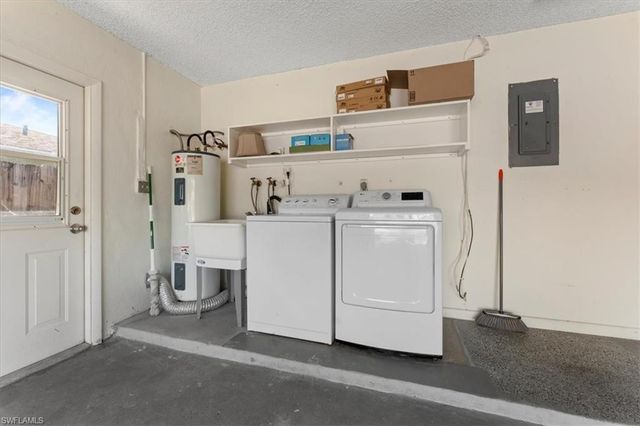 2250 Poinciana ST, Naples, FL 34105