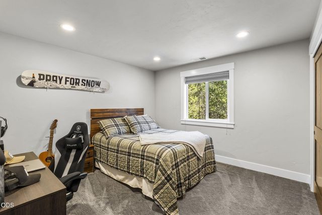 53690 Central Way, La Pine, OR 97739